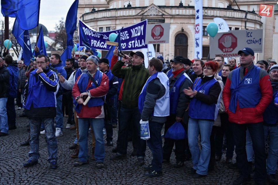 Ilustračný obrázok k článku V Spišskej bolo rušno: Do protestu za vyššie mzdy sa zapojili stovky ľudí!