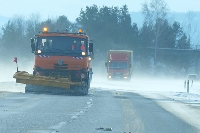 Ilustračný obrázok k článku Vytrvalé sneženie: V akom stave sú cesty v Žiline a okolí?