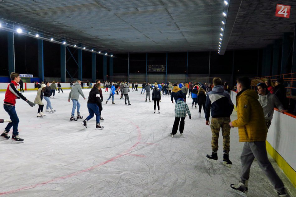 Ilustračný obrázok k článku Ľadová zábava počas víkendu: Otváracia doba zimného štadiónu pre verejnosť