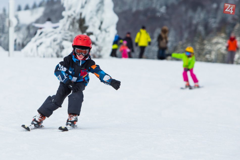 Ilustračný obrázok k článku Preteky v Bachledke: Na štarte štvorročné deti, ale aj 92-ročný lyžiar