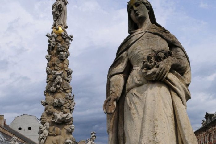 Ilustračný obrázok k článku Z REGIÓNOV: Immaculata vábi oči turistov. Stĺp stojí na "počesť" morovej epidémie