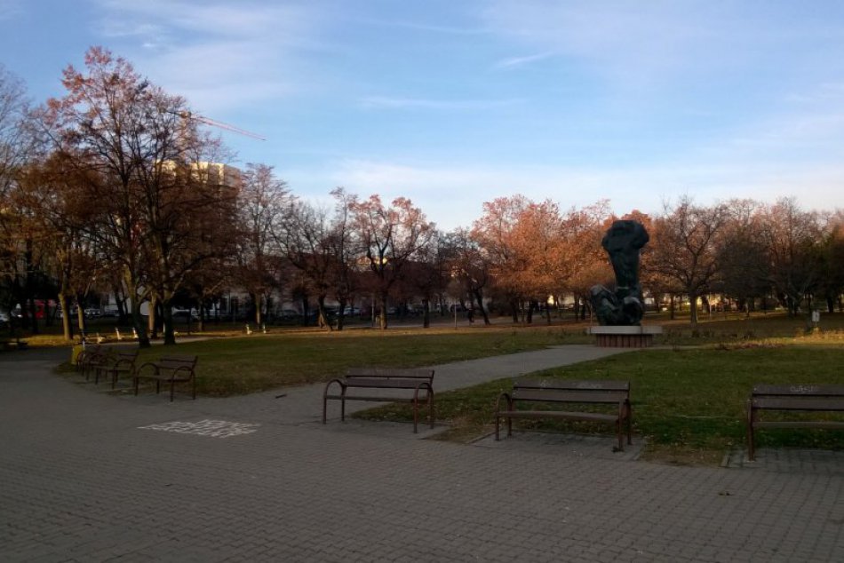 Ilustračný obrázok k článku Nové Mesto vytvorí prvú wifi zónu v parku na Račianskom mýte