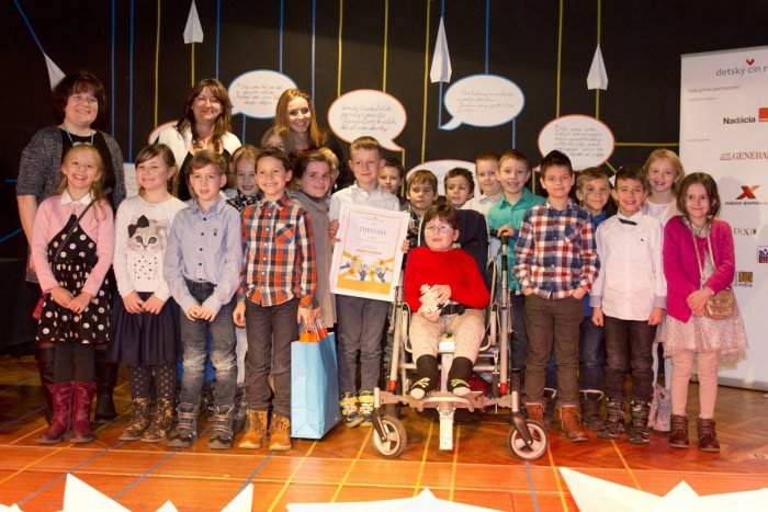 Ilustračný obrázok k článku Deti, ktoré pomohli kamarátovi na vozíku, získali ocenenie Detský čin roka
