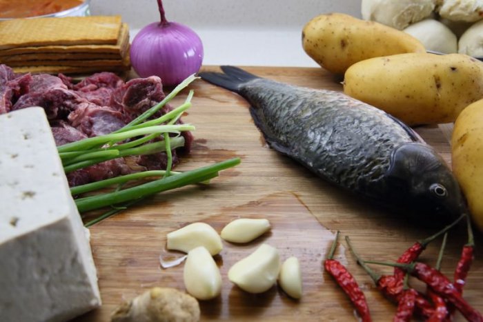 Ilustračný obrázok k článku SVET O SLOVENSKU: Viete, kde zjedia 22 kg bobáľkov, 34 kg ryby a 37 litrov kapustnice?