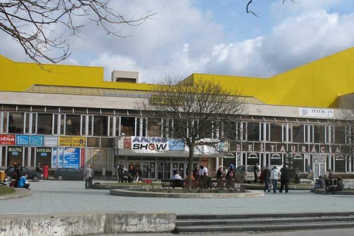 Ilustračný obrázok k článku Dúbravka v roku 2017 opraví školu a zvýši parkovacie kapacity
