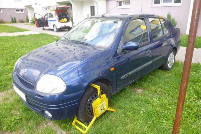 Ilustračný obrázok k článku Zvolenská polícia upúšťa od zakladania papúč. Čo ak zle zaparkujete cez sviatky?