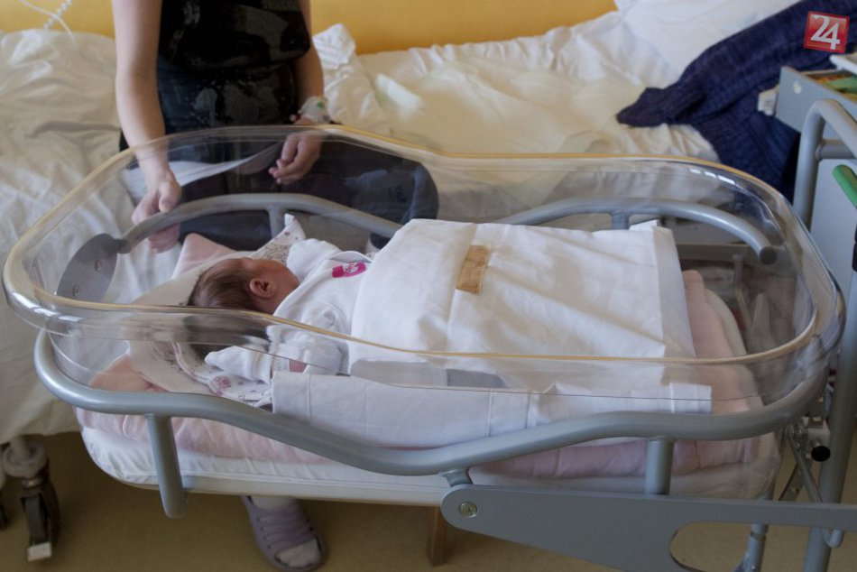 Ilustračný obrázok k článku Moderné vozíky uľahčia mamičkám pohyb s bábätkom, personál ho ľahšie ošetrí