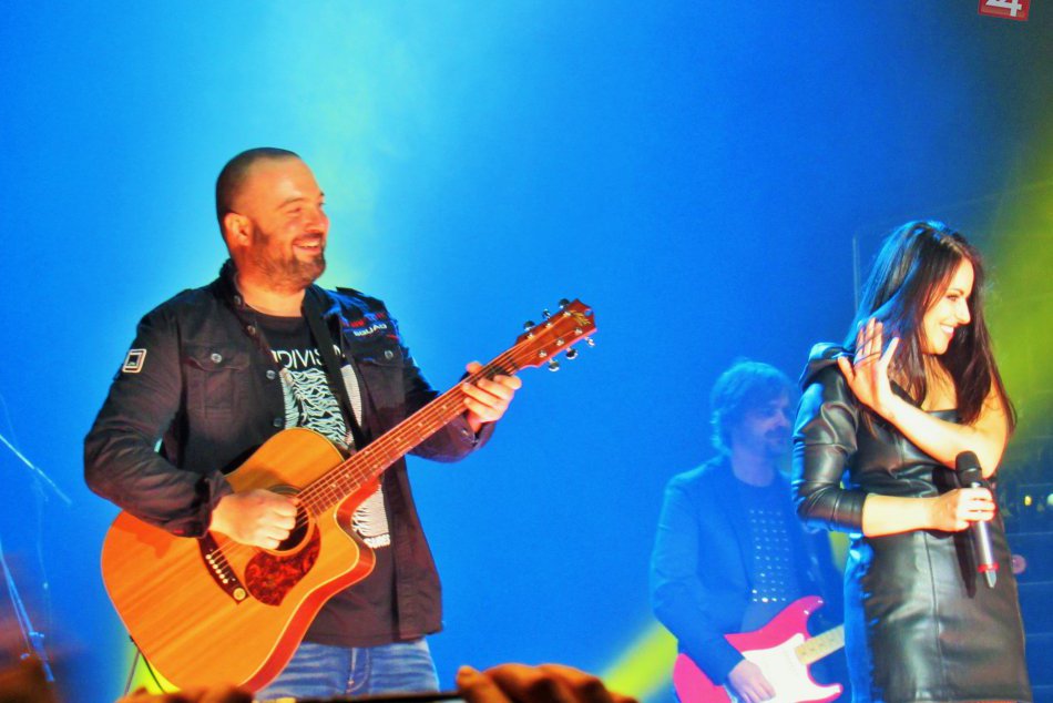 Ilustračný obrázok k článku Veľkolepý koncert: Kapela IMT Smile oslávila 20 rokov pôsobivou šou, FOTO+VIDEO