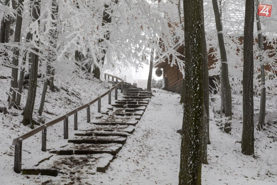 Ilustračný obrázok k článku OBRAZOM: Rozprávková zimná príroda pri Zochovej chate