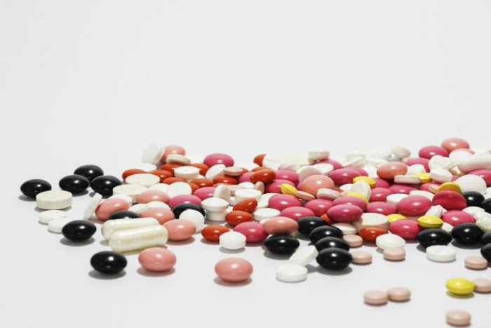 Ilustračný obrázok k článku Antibiotiká nie sú cukríky. Ľudia si ich sami naordinujú či nesprávne dávkujú