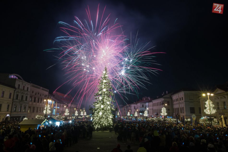 Ilustračný obrázok k článku Bystrica bude mať až 2 ohňostroje. Lákadlami aj niekoľko vianočných NOVINIEK