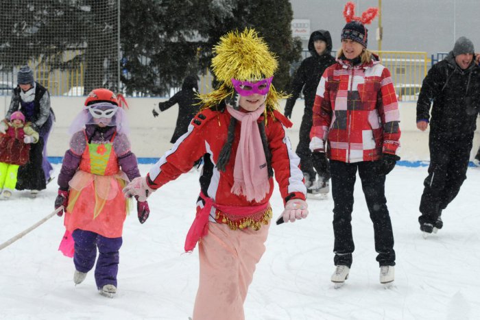 Ilustračný obrázok k článku Karneval na ľade v Považskej Bystrici: Bez jednej veci sa tam ale nedostanete!
