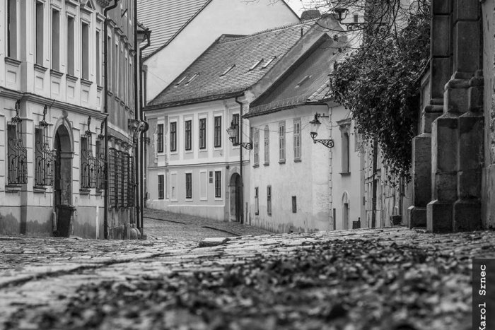 Ilustračný obrázok k článku Bratislavské NAJ: Ulička v srdci mesta, ktorá svojou "krásou" priťahuje turistov