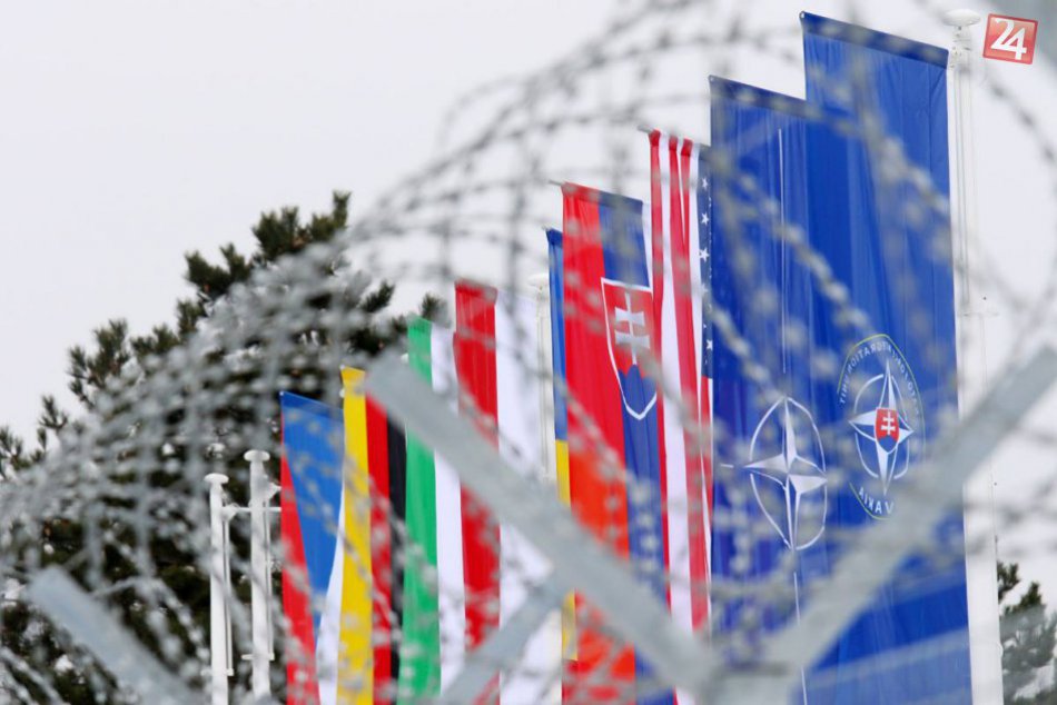 Ilustračný obrázok k článku Vo Vajnoroch otvorili bez prítomnosti médií sídlo Styčného integračného tímu NATO