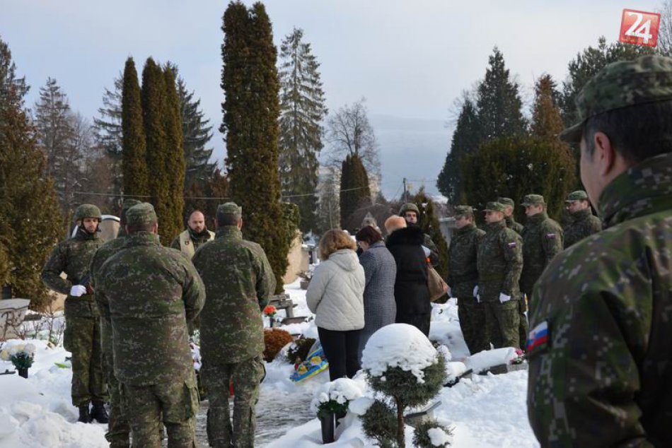 Ilustračný obrázok k článku 11 rokov od tragédie: Mená, na ktoré nezabudnú ani Rožňavčania