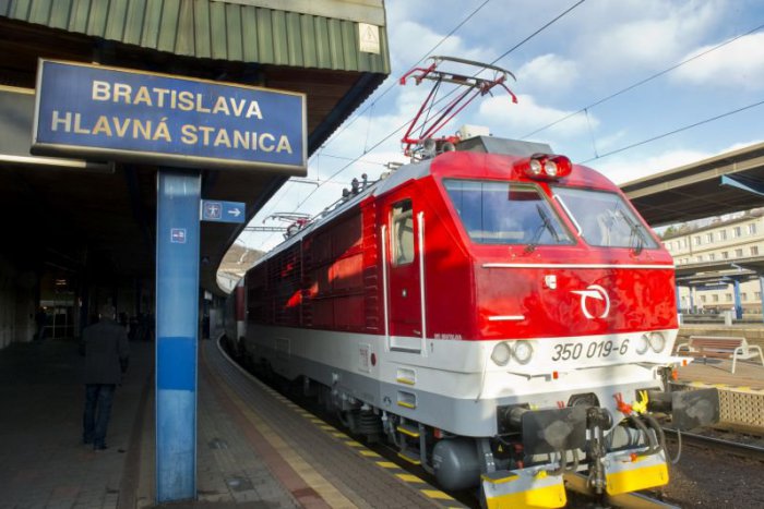Ilustračný obrázok k článku Z Bratislavy do Košíc vlakom za menej ako 3 hodiny. Za pár rokov možno realita