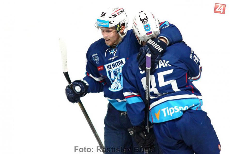 Ilustračný obrázok k článku V Nitre si budete môcť zahrať hokej s profesionálmi: Na turnaji Hentinen Cup