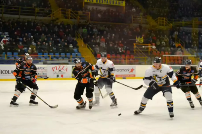 Ilustračný obrázok k článku Vyhrali ďalší duel: Hokejistov Prešova prišla podporiť rekordná návšteva