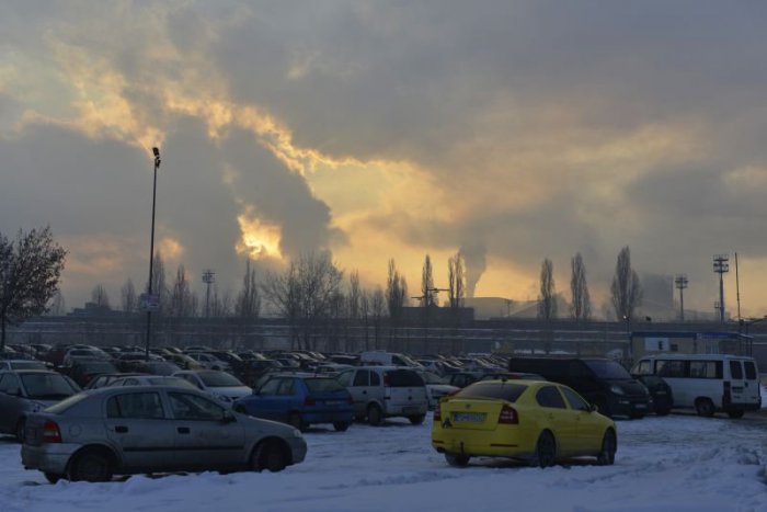 Ilustračný obrázok k článku FOTO: Zvýšený smog v ovzduší stále ohrozuje viaceré mestá, najmä na východe