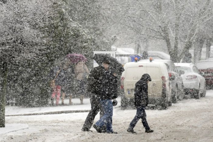 Ilustračný obrázok k článku Považskobystrický okres môže zasiahnuť silné sneženie: Koľko cm má napadať?