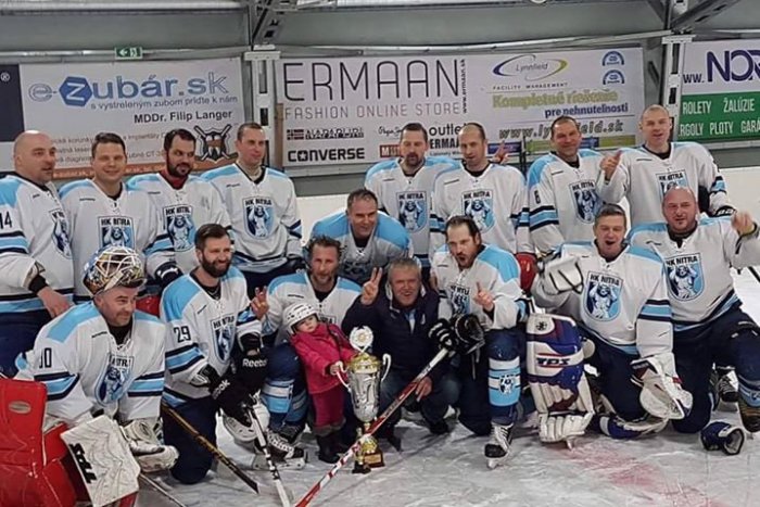Ilustračný obrázok k článku Hokejisti Nitry úspešní: Obhájili prvenstvo na majstrovstvách SR veteránov