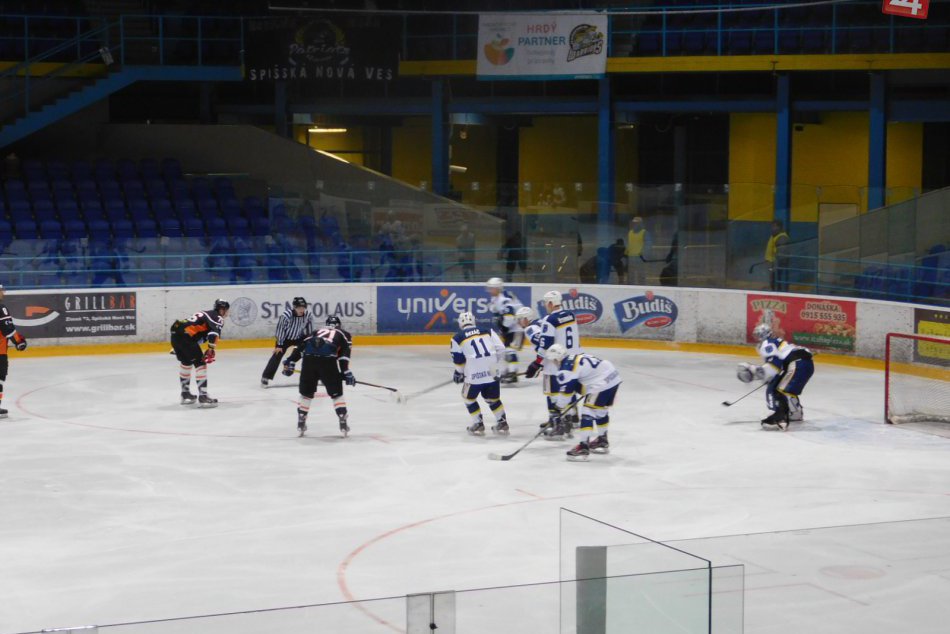 Ilustračný obrázok k článku Dva zápasy v priebehu troch dní: Novoveskí hokejisti tentokrát nemali dôvod na radosť
