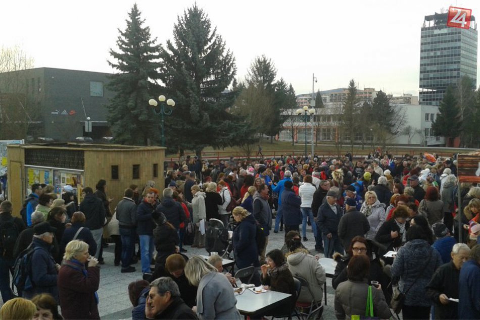 Ilustračný obrázok k článku Považská Bystrica sa zabávala: Stovky ľudí v centre mesta! VIDEO a FOTO