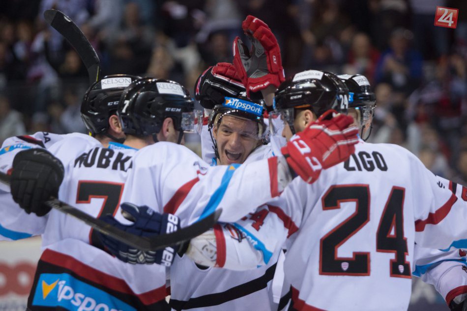 Ilustračný obrázok k článku Barani nastrieľali ďalšiu osmičku. Zámky v Bystrici utŕžili debakel na nulu