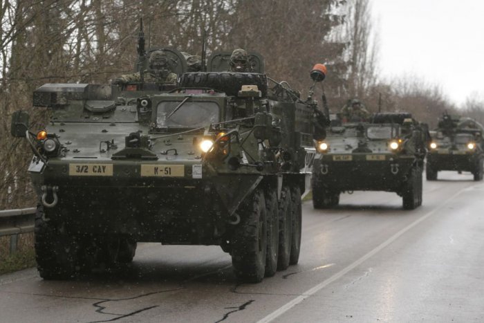 Ilustračný obrázok k článku Vojaci a bojová technika v uliciach: Cez Slovensko sa bude presúvať americký konvoj