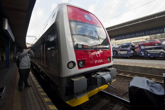 Ilustračný obrázok k článku Minister Érsek: Máme v pláne obnoviť priamy vlak z Bratislavy do Košíc cez Zvolen