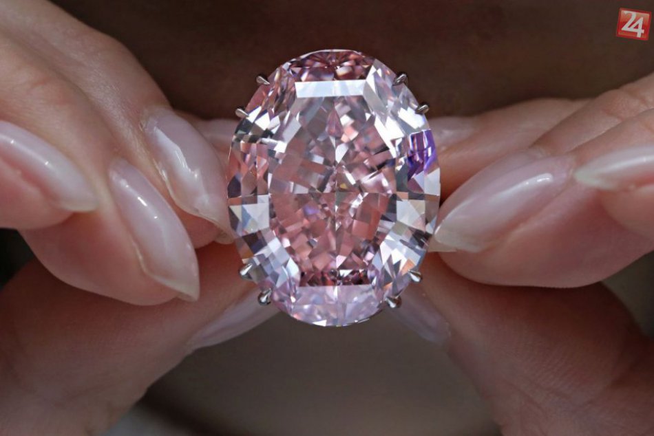Ilustračný obrázok k článku KURIOZITA DŇA: Jeden z najvzácnejších diamantov na svete ide do dražby