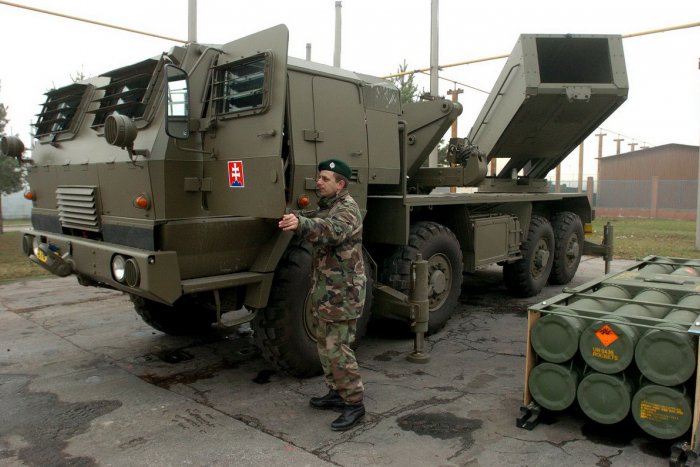 Ilustračný obrázok k článku Ministerstvo obrany upozorňuje: Na trase Michalovce–Šírava sa budú presúvať ozbrojené sily!