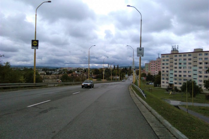 Ilustračný obrázok k článku Lučenčanov čaká ZDRAŽOVANIE: Mesto zvyšuje DANE aj POPLATKY, za čo všetko?