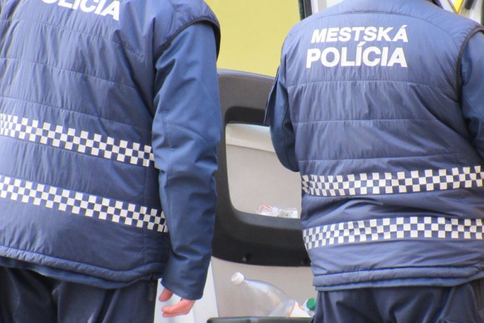 Ilustračný obrázok k článku Prešovskí policajti okamžite vyrazili do akcie: Obdržali mimoriadne mrazivý telefonát!