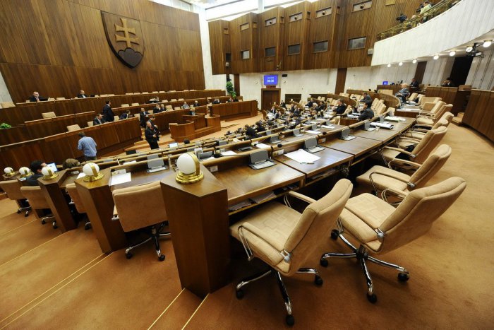 Ilustračný obrázok k článku Opozícia predložila návrh: V parlamente chce zriadiť vyšetrovacie výbory