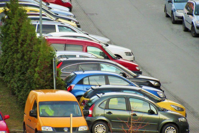 Ilustračný obrázok k článku Radnica Prešovčanom posiela dotazník: Týka sa pálčivej témy parkovania