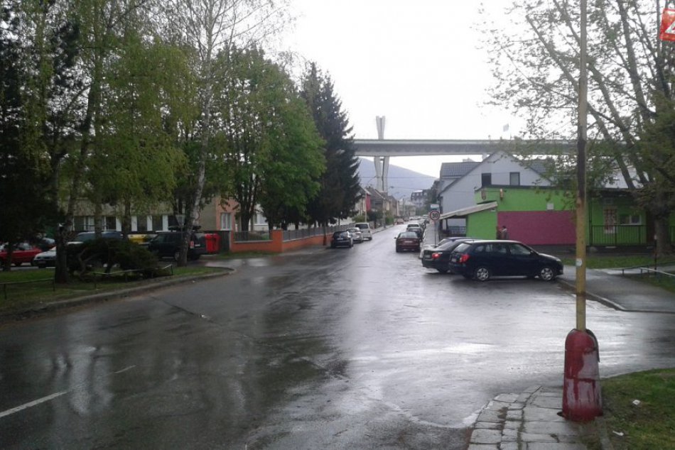 Ilustračný obrázok k článku Zmena dopravy v Považskej: Na jednej ulici sa bude parkovať po novom! FOTO