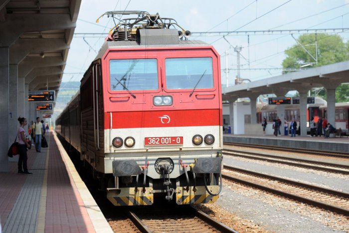 Ilustračný obrázok k článku Železnice upozorňujú na plánované obmedzenia. Z Petržalky nepôjdu vlaky do Rakúska