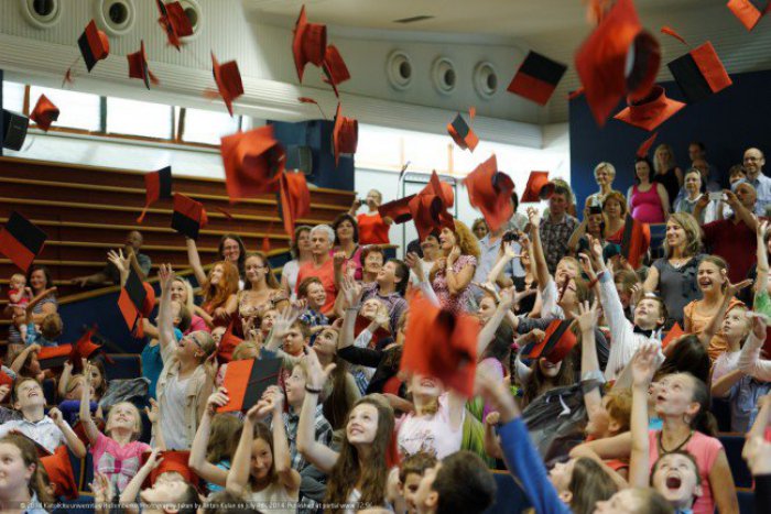 Ilustračný obrázok k článku Detskú univerzitu vo Zvolene absolvovali desiatky detí. Žiaci zložia krásny sľub