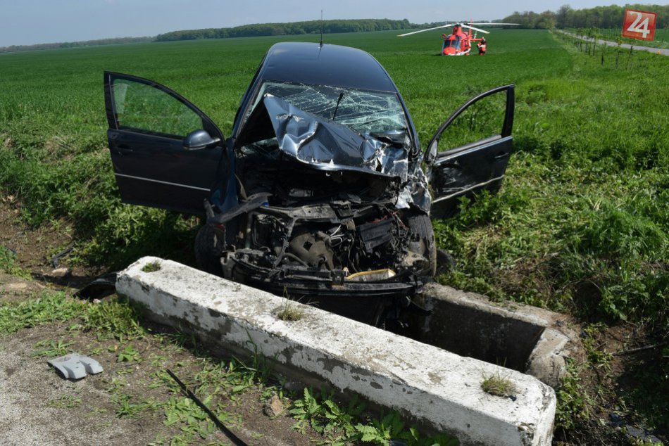Ilustračný obrázok k článku FOTO z nehody neďaleko Trnavy: Do akcie bol povolaný aj vrtuľník