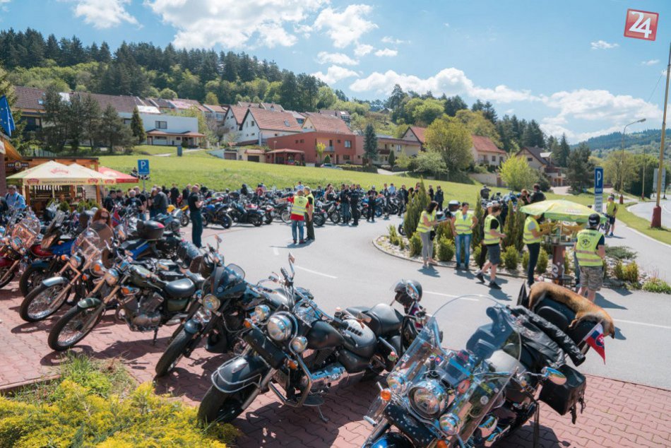 Ilustračný obrázok k článku Stovky motorkárov v Považskej: Spanilá jazda ulicami mesta! VIDEO a FOTO