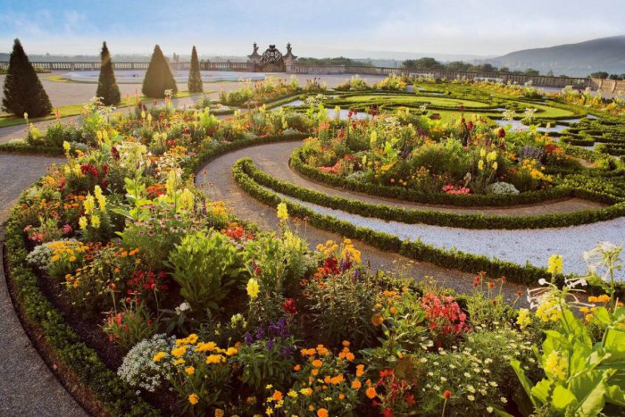 Ilustračný obrázok k článku Tip na výlet: Obdivujte nádherné jarné záhrady na zámku Schloss Hof