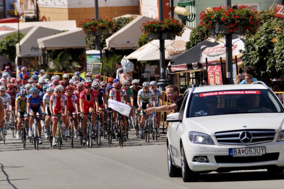 Ilustračný obrázok k článku Medzinárodné cyklistické preteky predo dvermi. Kedy sa dočkáme pelotónu v Bystrici?