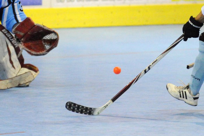 Ilustračný obrázok k článku Skvelá hokejbalová bilancia pokračuje: Juniori vybojovali v Kanade dve sady bronzových medailí