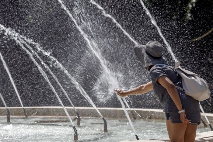 Ilustračný obrázok k článku Meteorológovia varujú okres Šaľa: VÝSTRAHY pred obrovským teplom