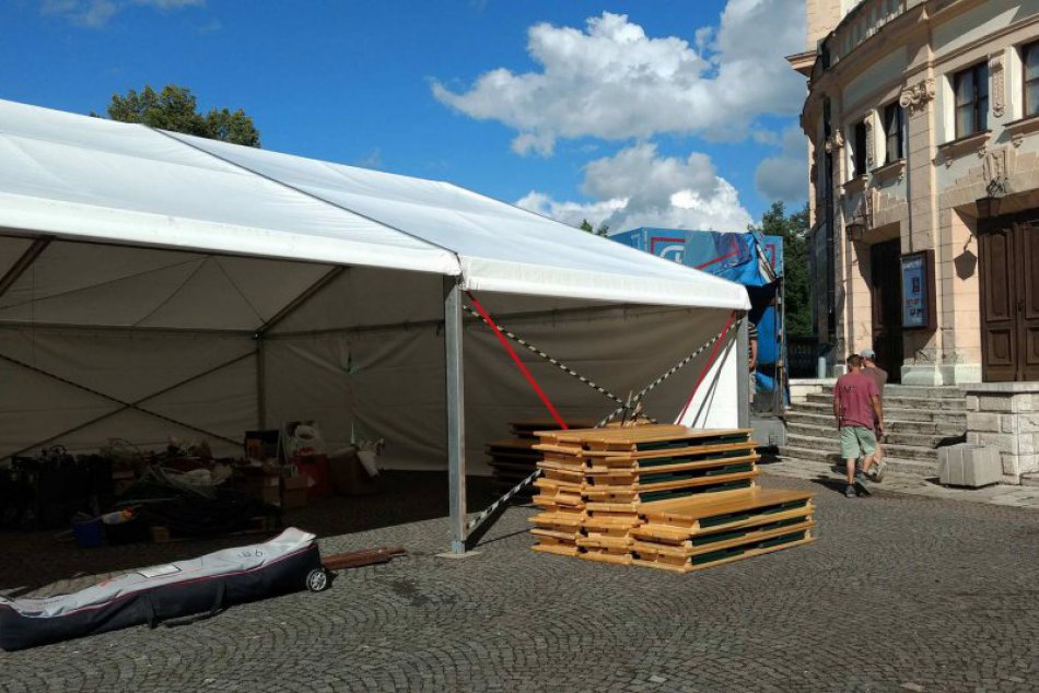 Ilustračný obrázok k článku Spišská začína žiť trhovou atmosférou: Prípravy na udalosť roka sú v plnom prúde, FOTO