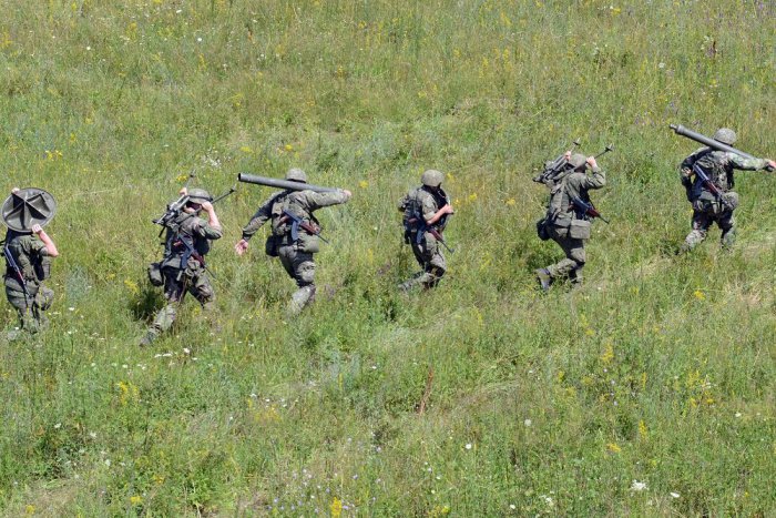 Ilustračný obrázok k článku Množstvo vojakov, v akcii aj policajti i hasiči: Čo sa to dialo na Zemplíne? FOTO