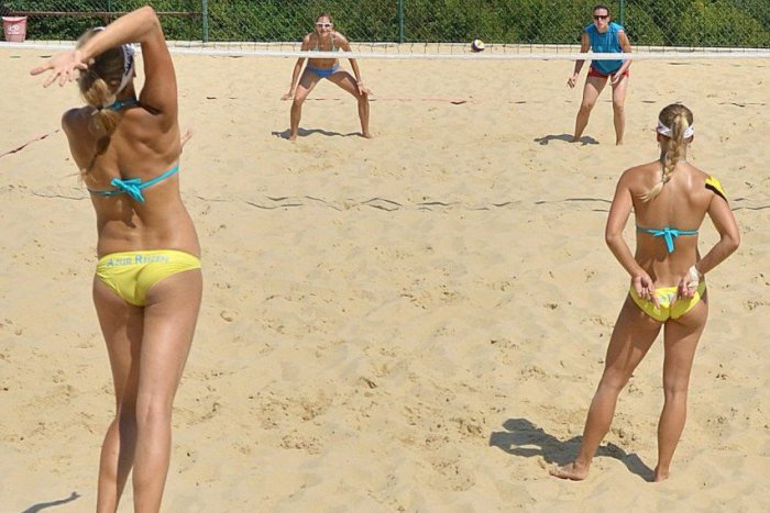 Ilustračný obrázok k článku V Moravciach sa chystá turnaj v plážovom volejbale: Záujemcovia sa môžu hlásiť