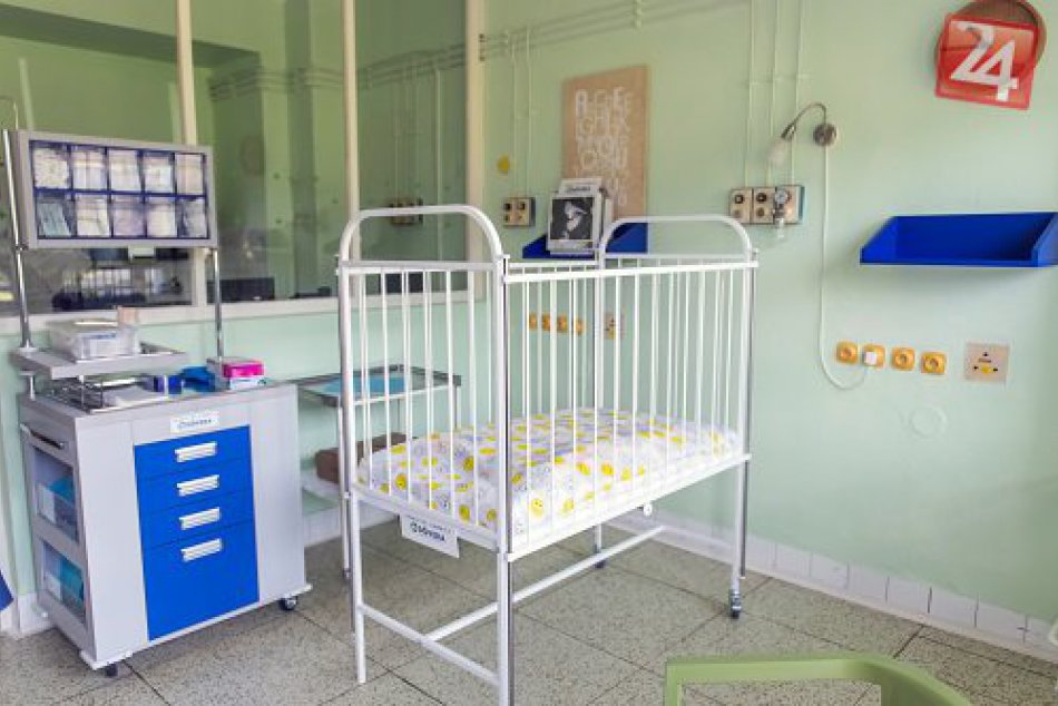 Ilustračný obrázok k článku FOTO: Veľká premena oddelenia v breznianskej nemocnici. Nový šat aj špičkový prístroj