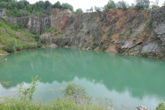Ilustračný obrázok k článku Nádhera na východe Slovenska: Prírodné jazero pripomína Plitvické jazerá